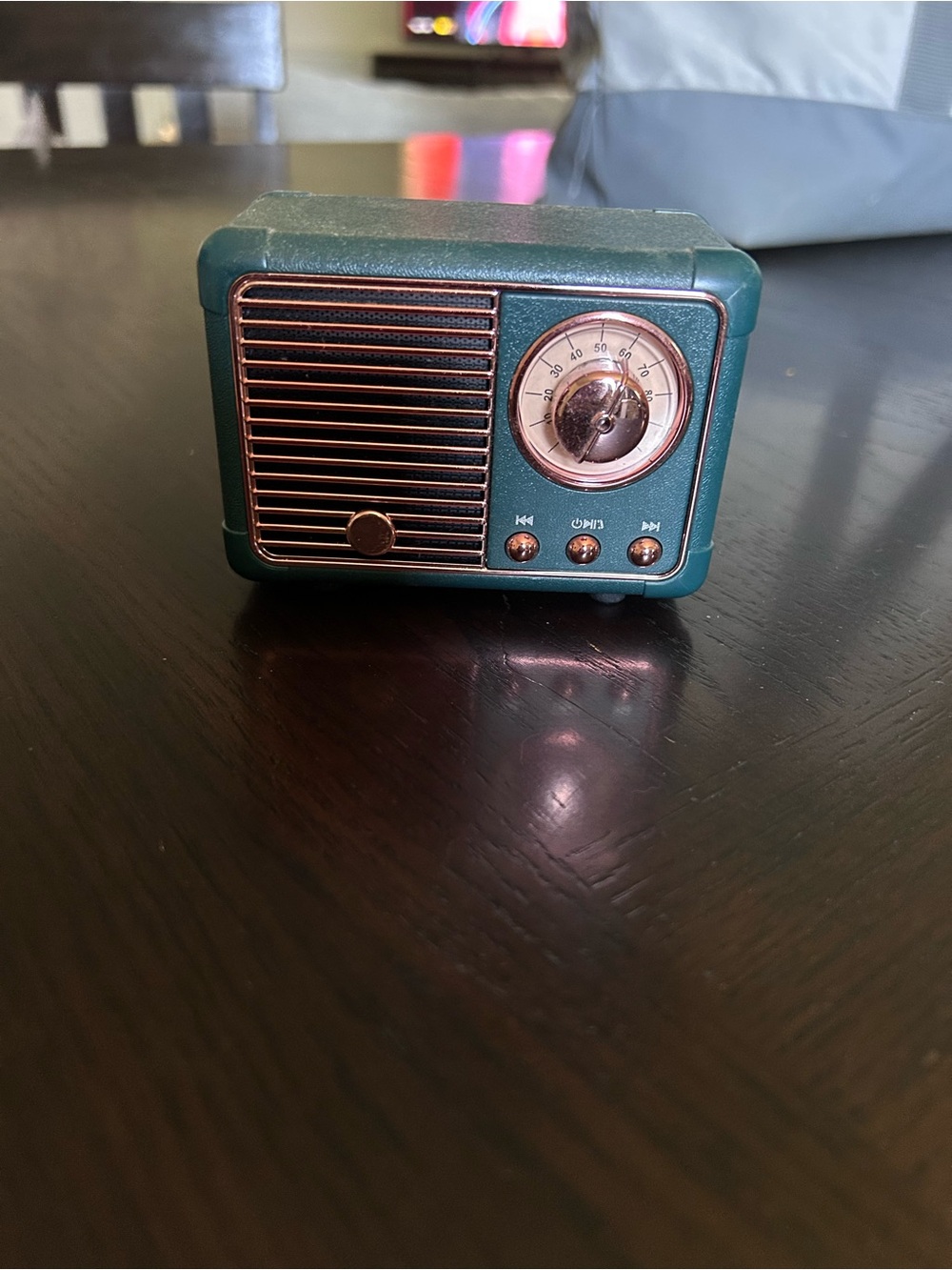 Retro Portable Bluetooth Speaker - Green